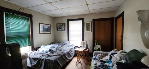 142 Montauk Avenue New London CT 06320