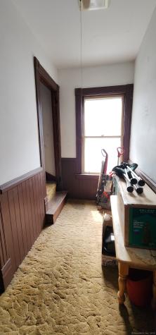 142 Montauk Avenue New London CT 06320