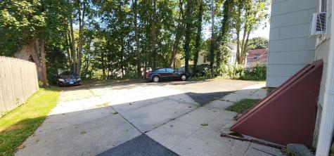 142 Montauk Avenue New London CT 06320