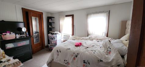 142 Montauk Avenue New London CT 06320