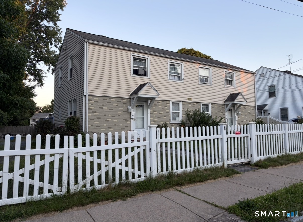 4-6 New Hampshire Dr Drive New Britain CT 06052