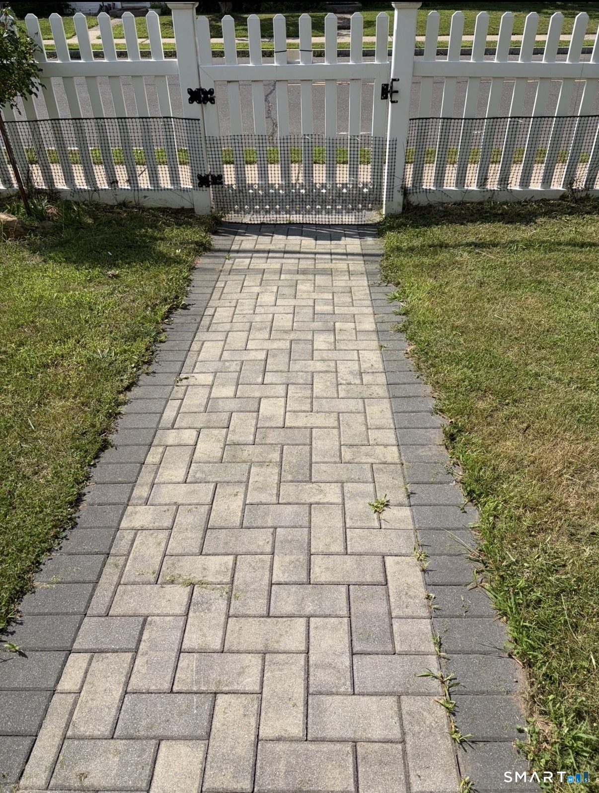 4-6 New Hampshire Dr Drive New Britain CT 06052
