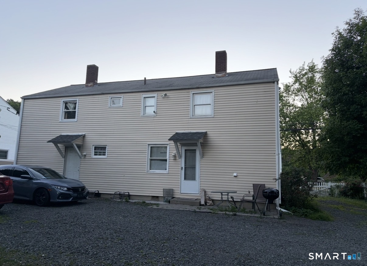 4-6 New Hampshire Dr Drive New Britain CT 06052