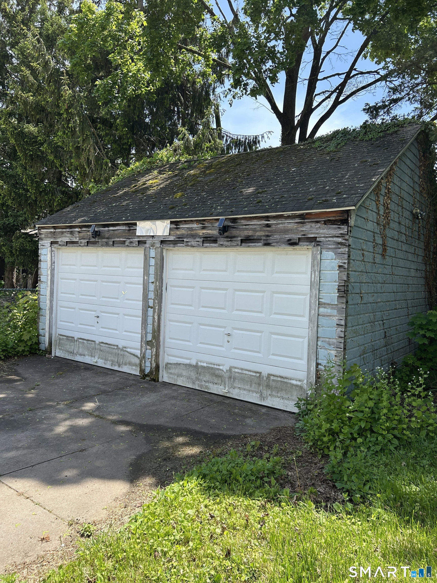 38 Bradley Avenue Hamden CT 06514