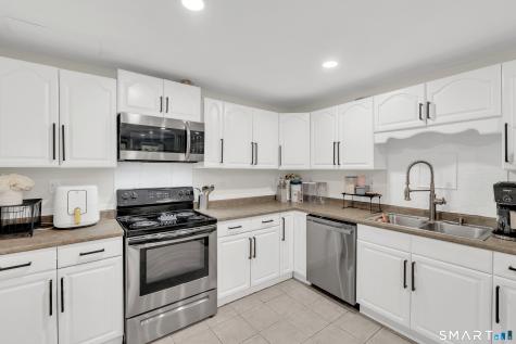 30 Stoneycrest Drive Meriden CT 06450