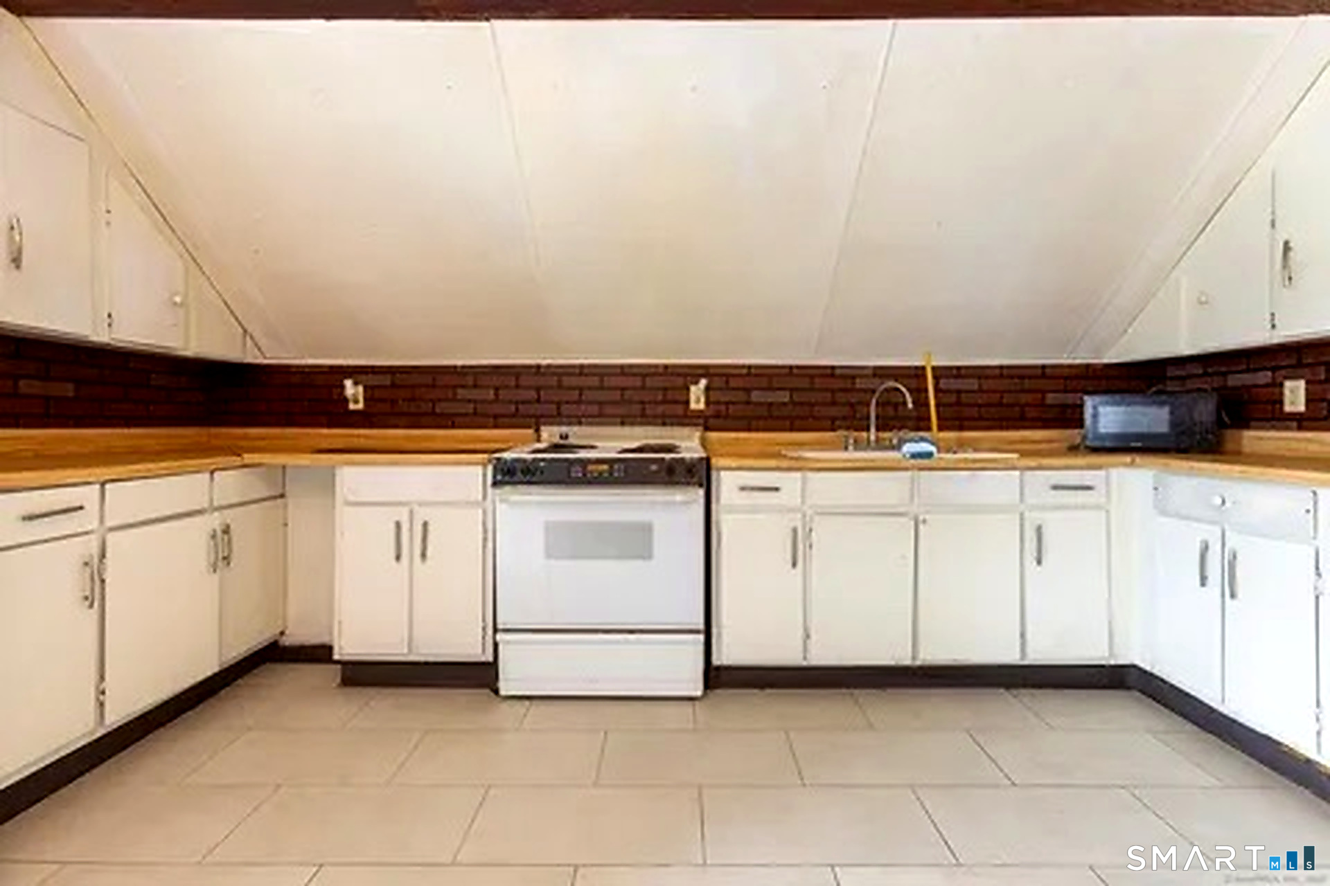 287 Central Avenue Norwich CT 06360