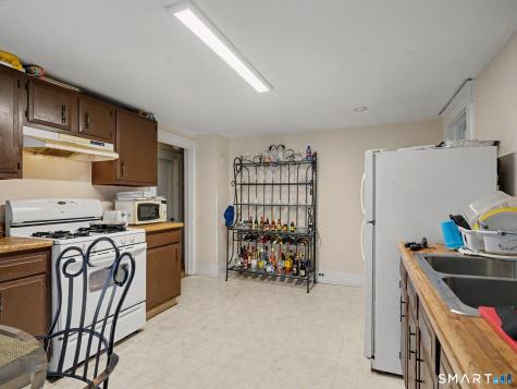 224 Seaside Avenue Stamford CT 06902