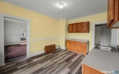 32 Wood Street Meriden CT 06451