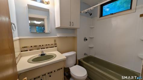 70-1/2 Hunters Avenue Norwich CT 06360