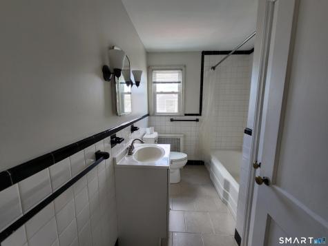 178 North Bishop Avenue Bridgeport CT 06610