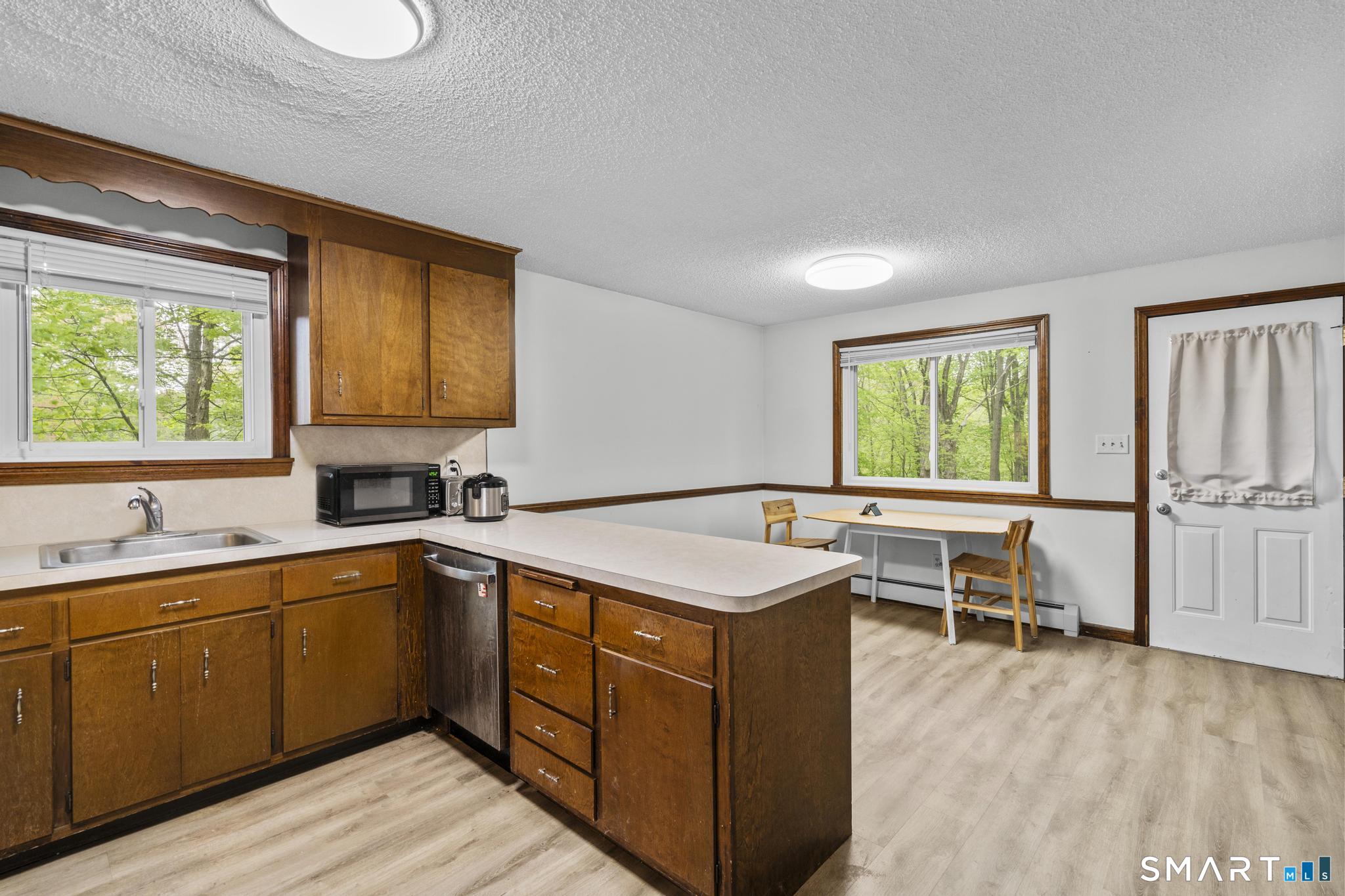 123-125 Oakland Road Southington CT 06489