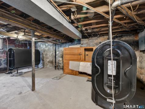 13 Alger Street New London CT 06320