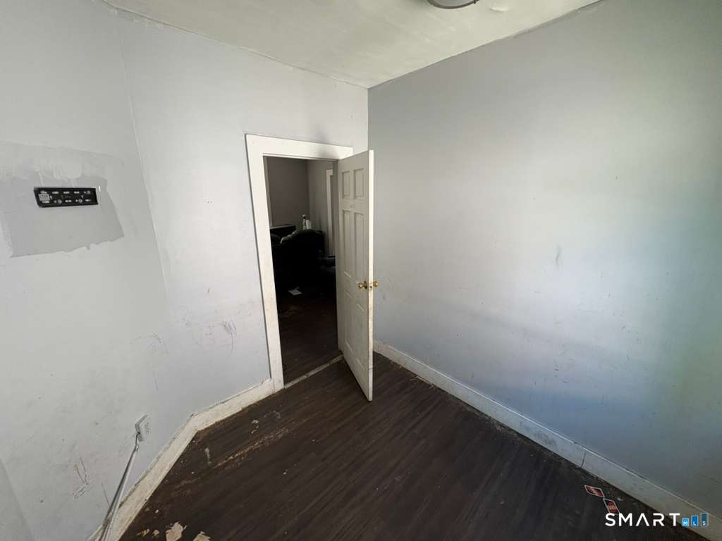 21 West Farm Street Waterbury CT 06704
