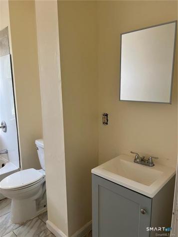 99 Lounsbury Avenue Waterbury CT 06706