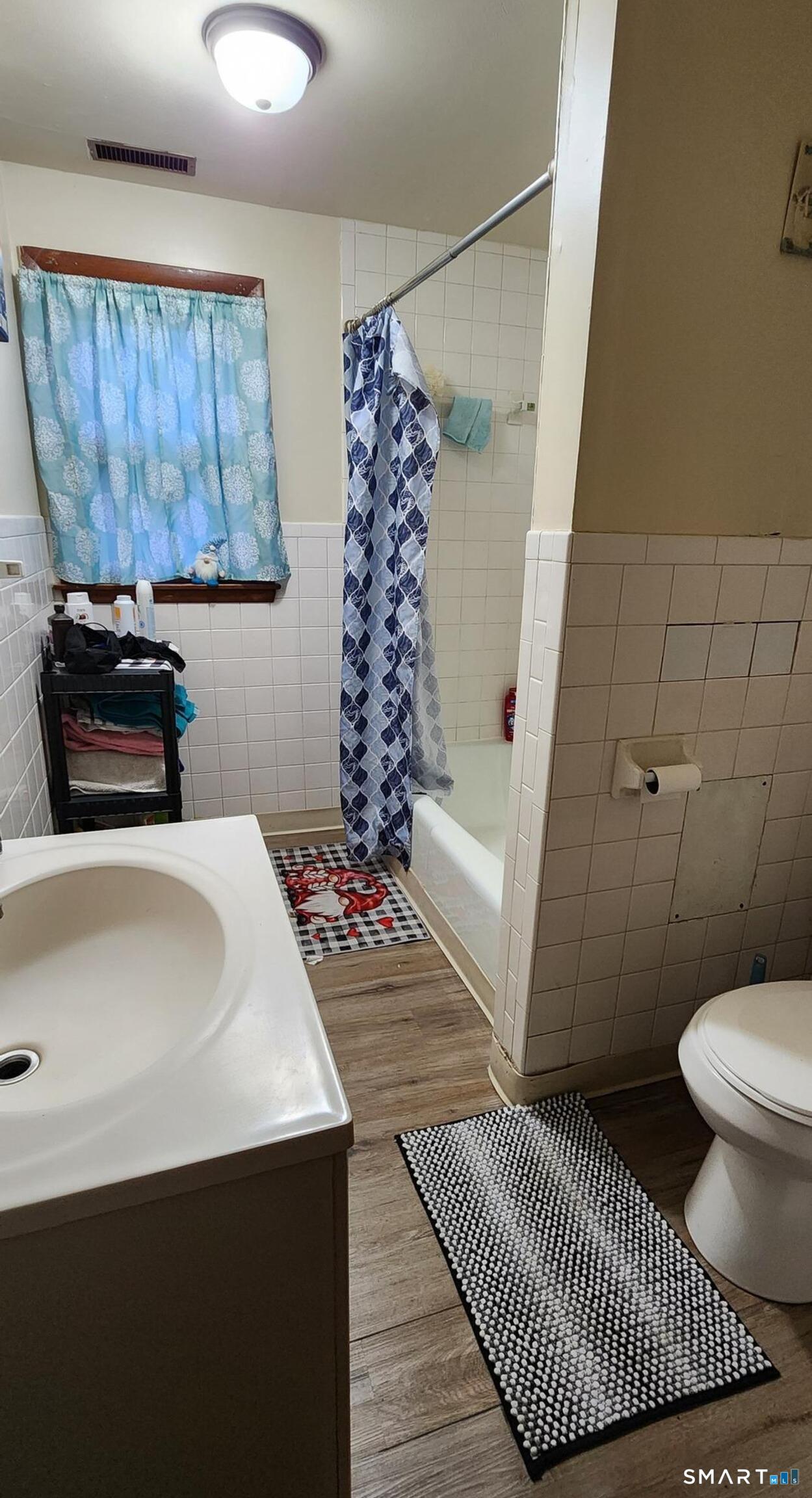 11 Bidwell Avenue East Hartford CT 06108