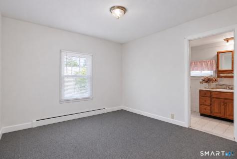 8 Davis Street Danbury CT 06810