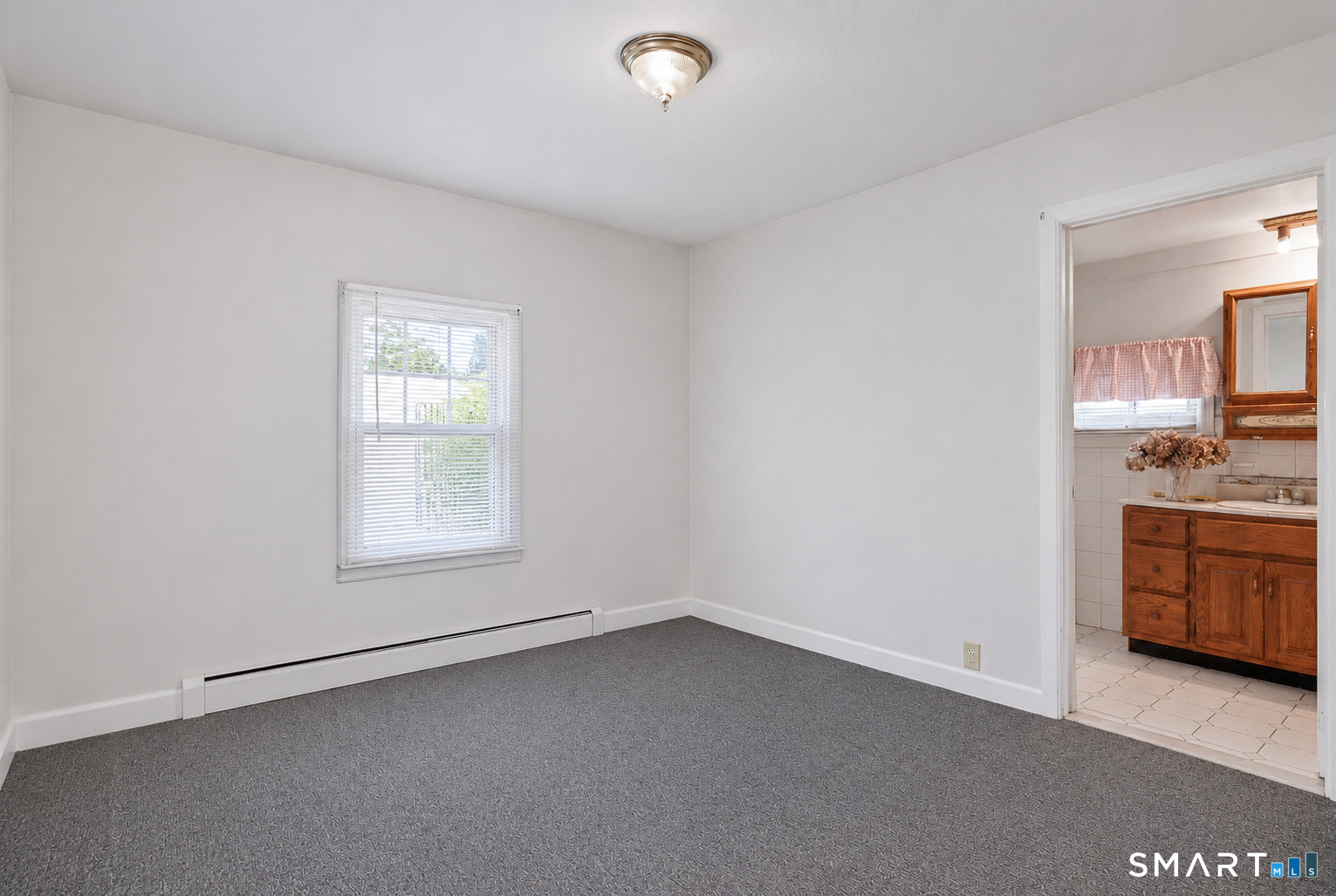 8 Davis Street Danbury CT 06810