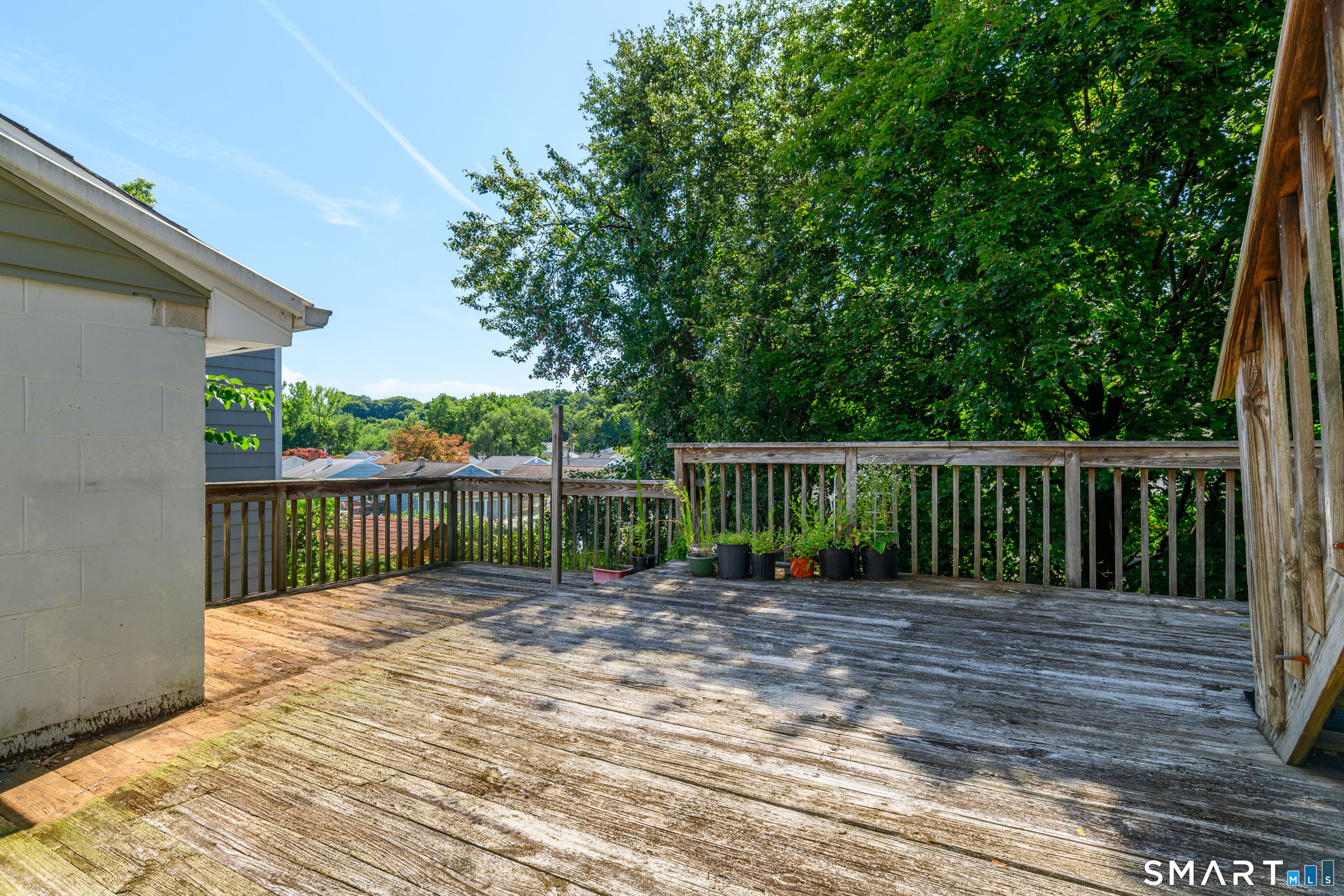 8 Davis Street Danbury CT 06810