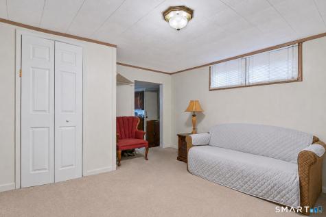 8 Davis Street Danbury CT 06810