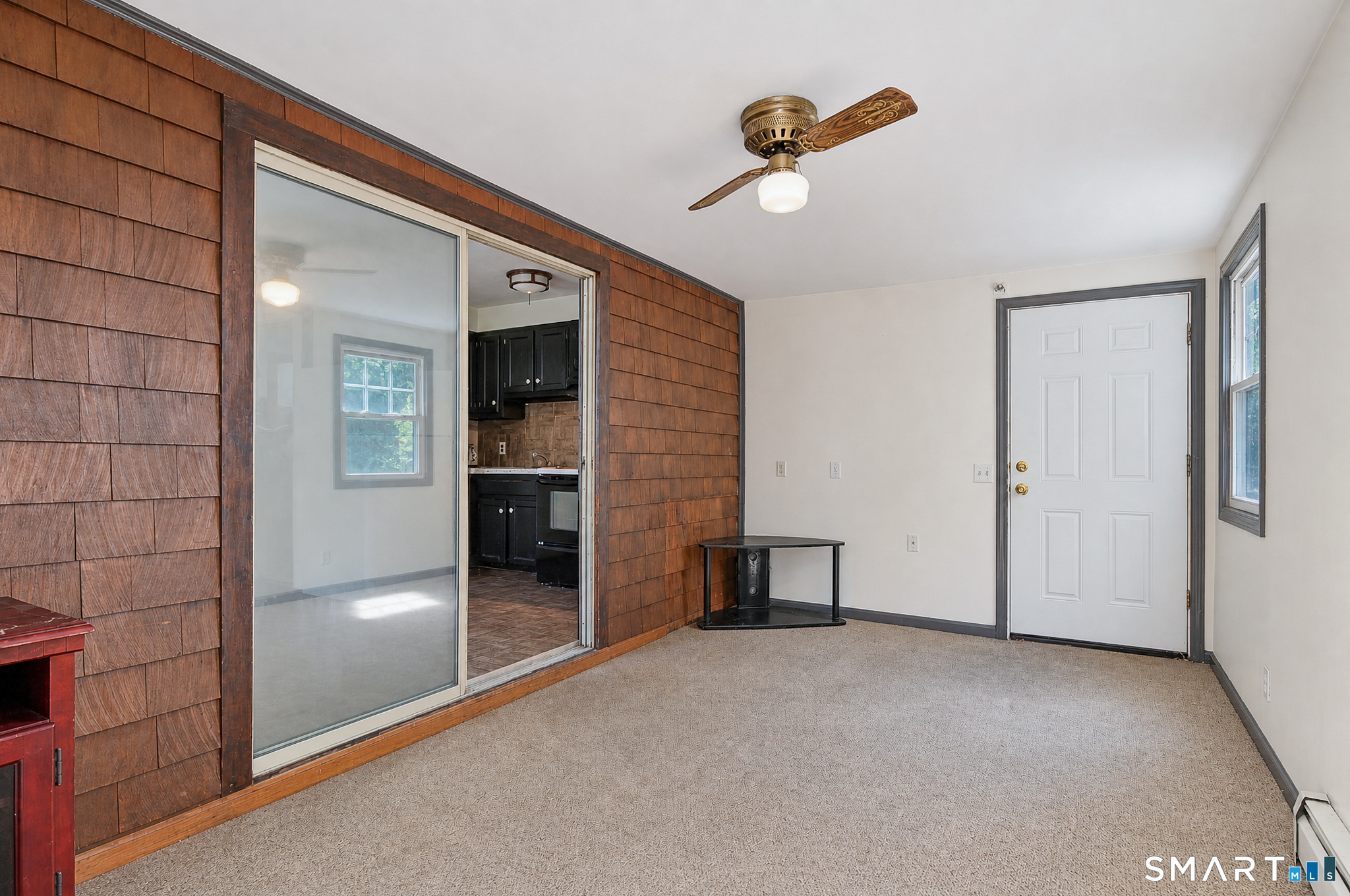 8 Davis Street Danbury CT 06810