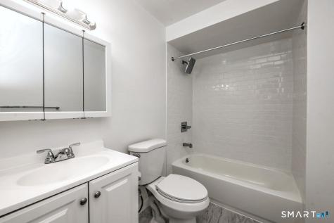 4 Oak Street Derby CT 06418