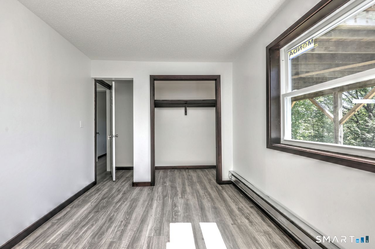 4 Oak Street Derby CT 06418