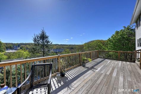 4 Oak Street Derby CT 06418