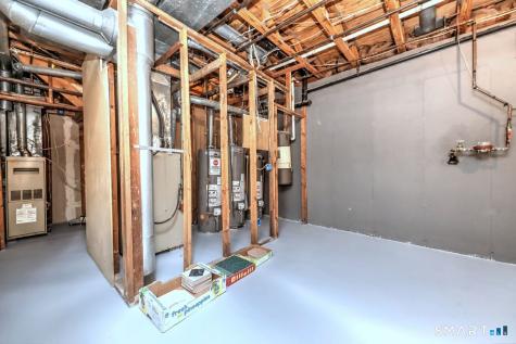 4 Oak Street Derby CT 06418