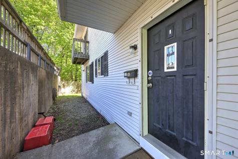 4 Oak Street Derby CT 06418