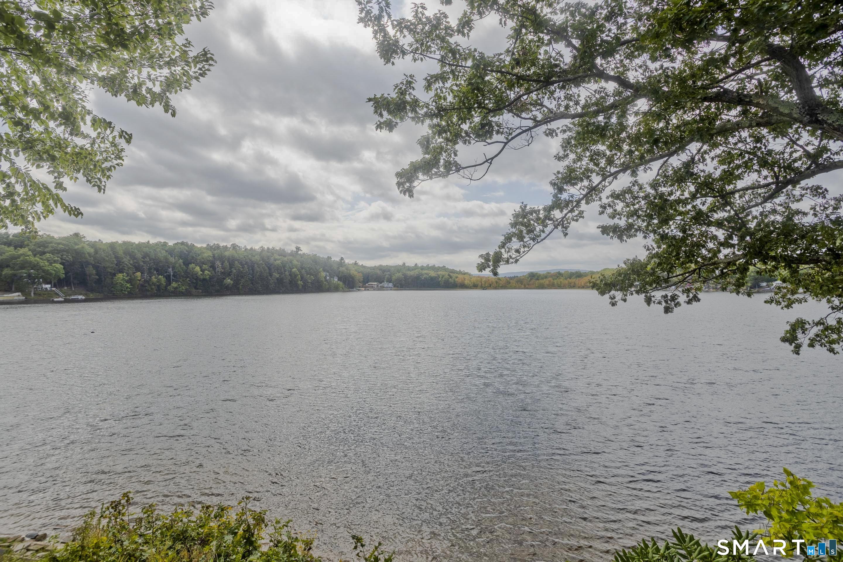 371 Lakeview Drive Suffield CT 06093