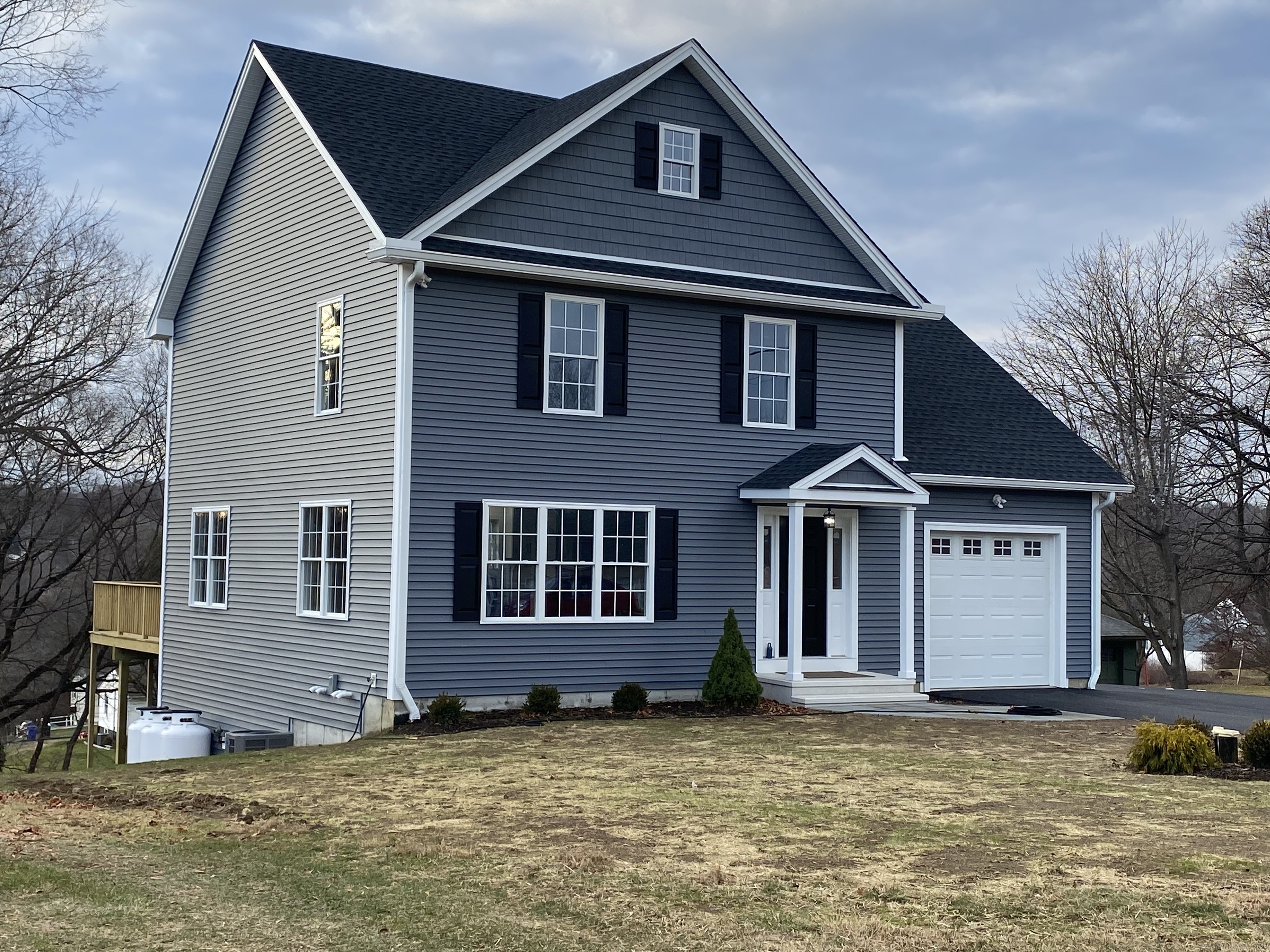 22 Jeanette Road Danbury CT 06811