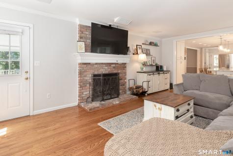 15 Saxony Lane Woodbury CT 06798