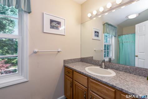 15 Saxony Lane Woodbury CT 06798