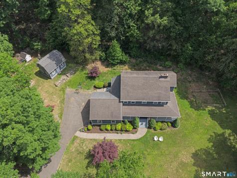 15 Saxony Lane Woodbury CT 06798