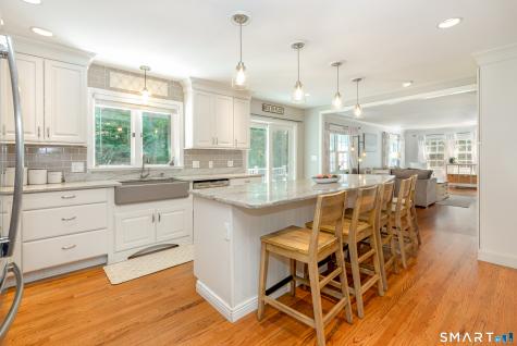 15 Saxony Lane Woodbury CT 06798