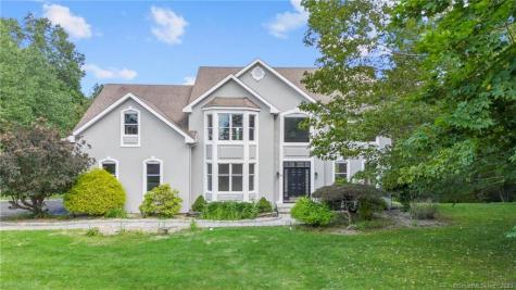 86 Riverford Road Brookfield CT 06804
