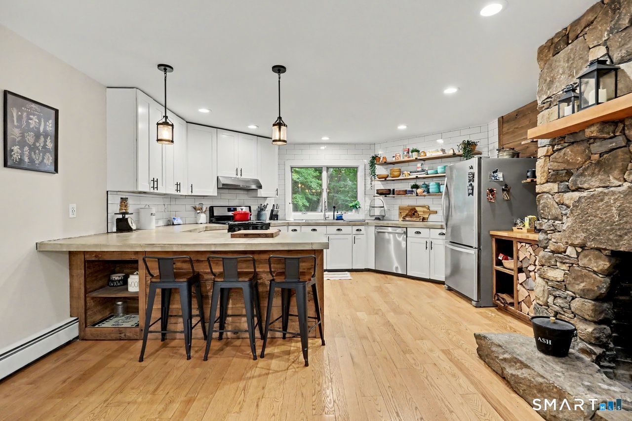 20 Mcnulty Drive New Milford CT 06776