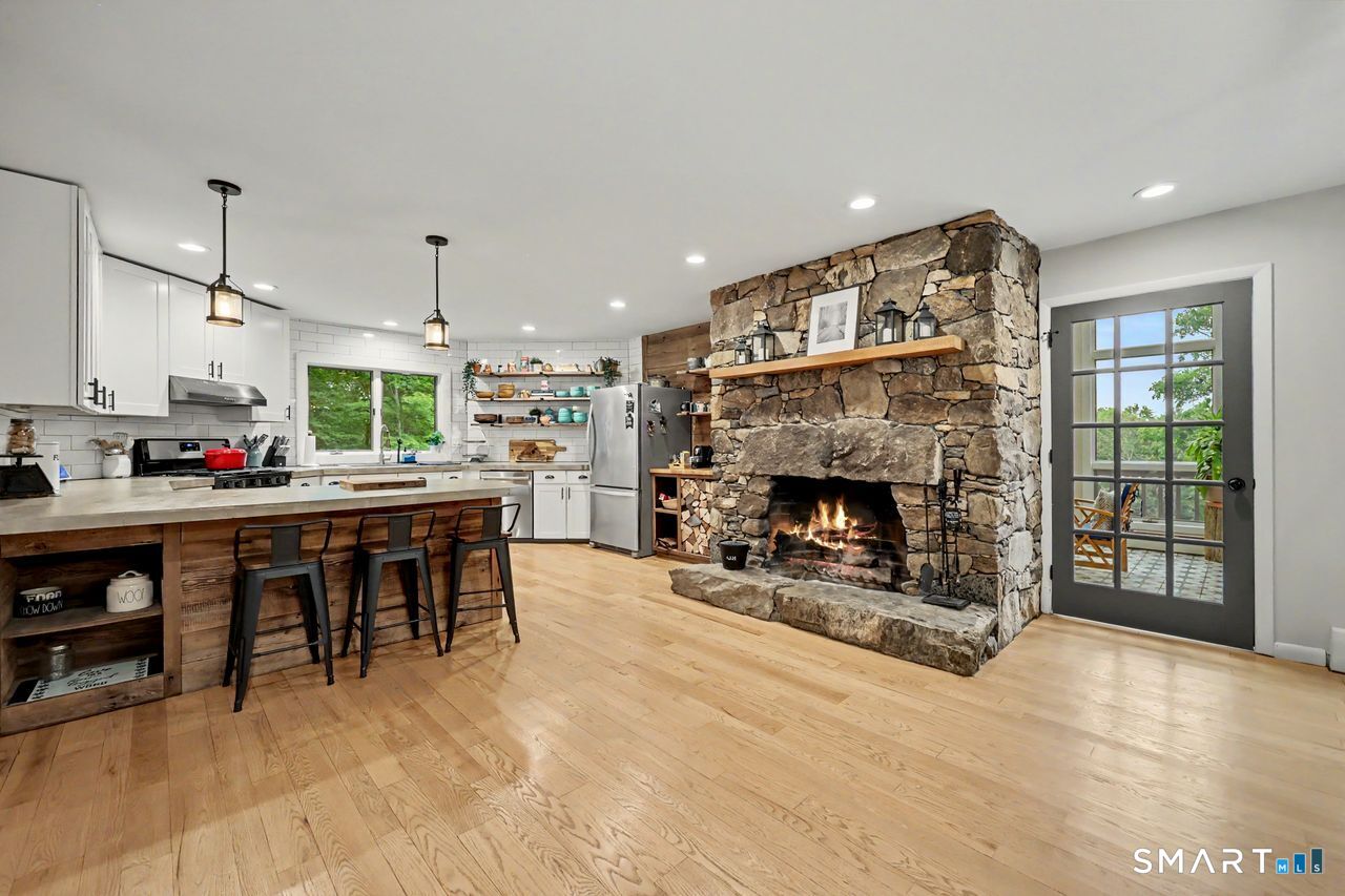 20 Mcnulty Drive New Milford CT 06776