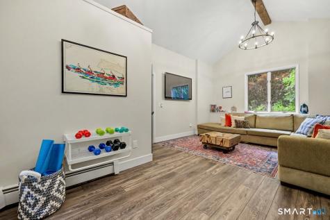 20 Mcnulty Drive New Milford CT 06776