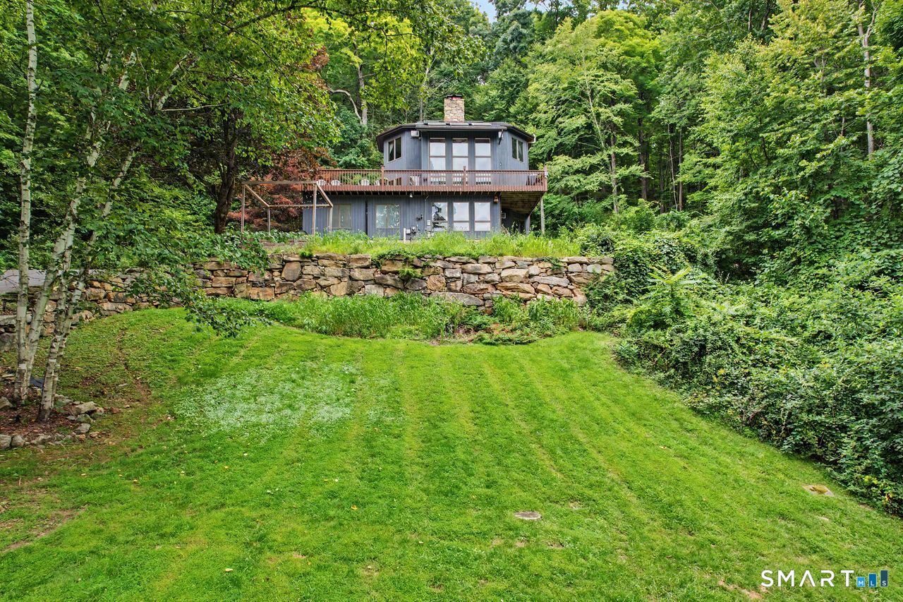 20 Mcnulty Drive New Milford CT 06776