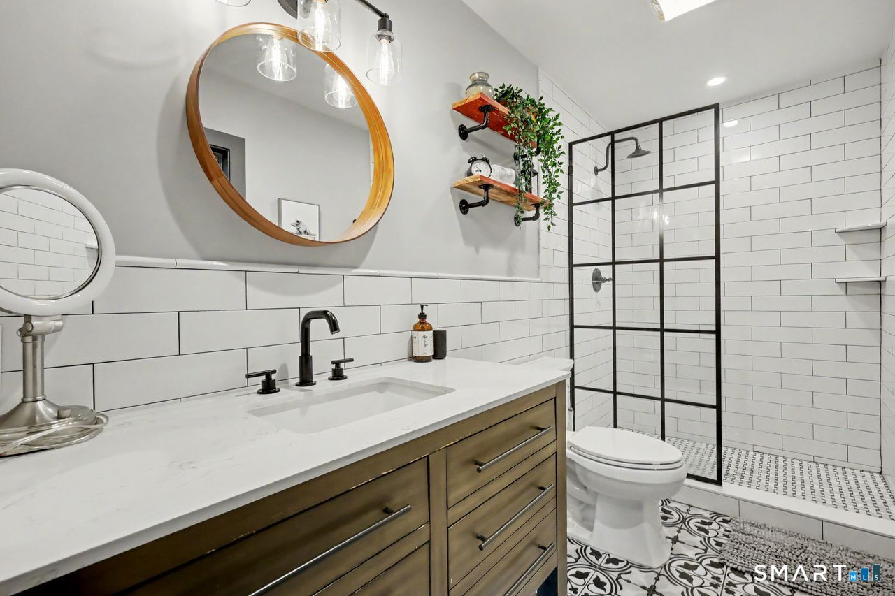 20 Mcnulty Drive New Milford CT 06776
