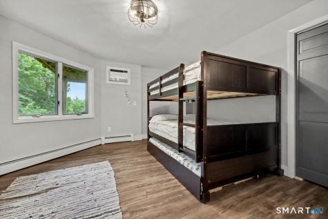 20 Mcnulty Drive New Milford CT 06776