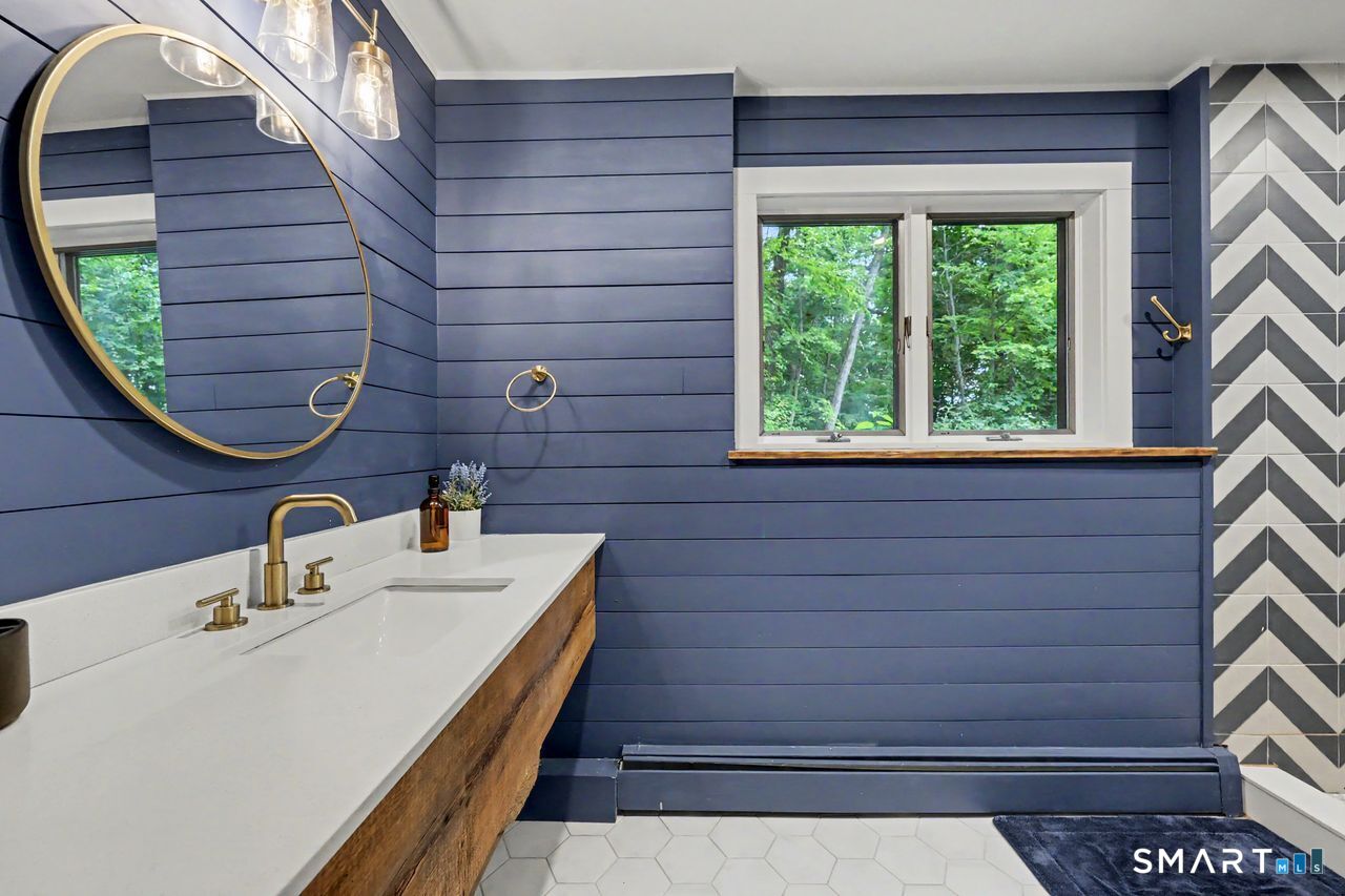 20 Mcnulty Drive New Milford CT 06776