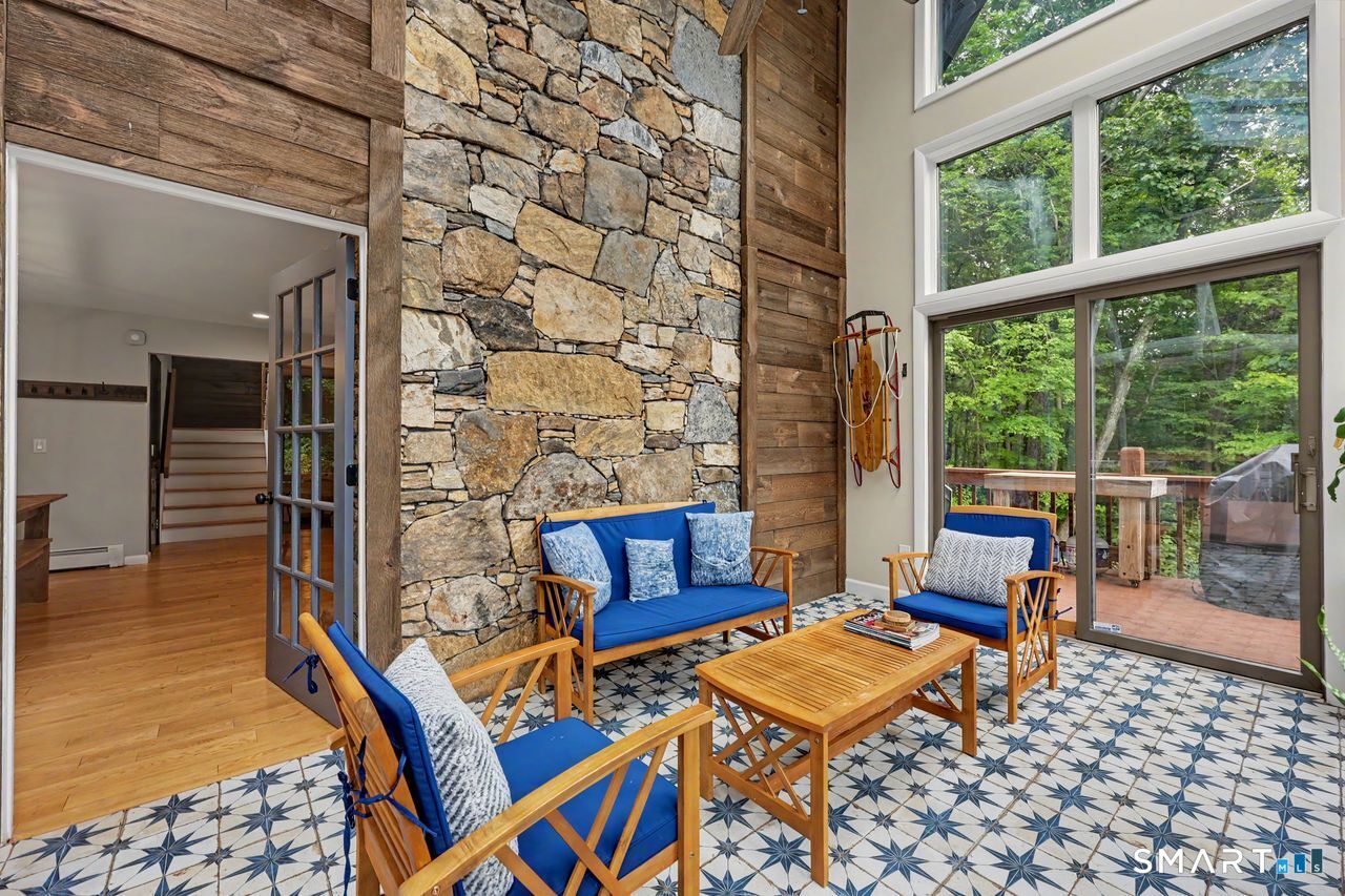 20 Mcnulty Drive New Milford CT 06776