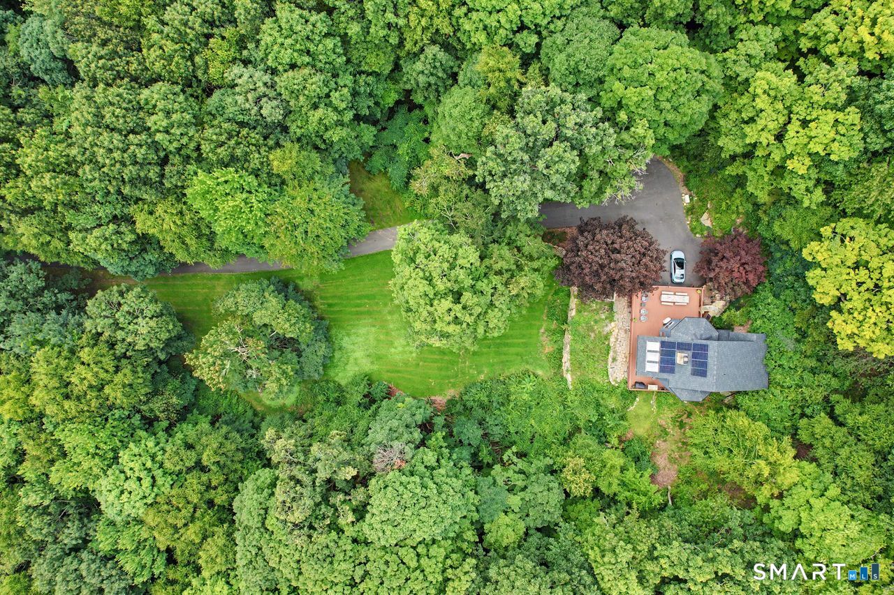 20 Mcnulty Drive New Milford CT 06776