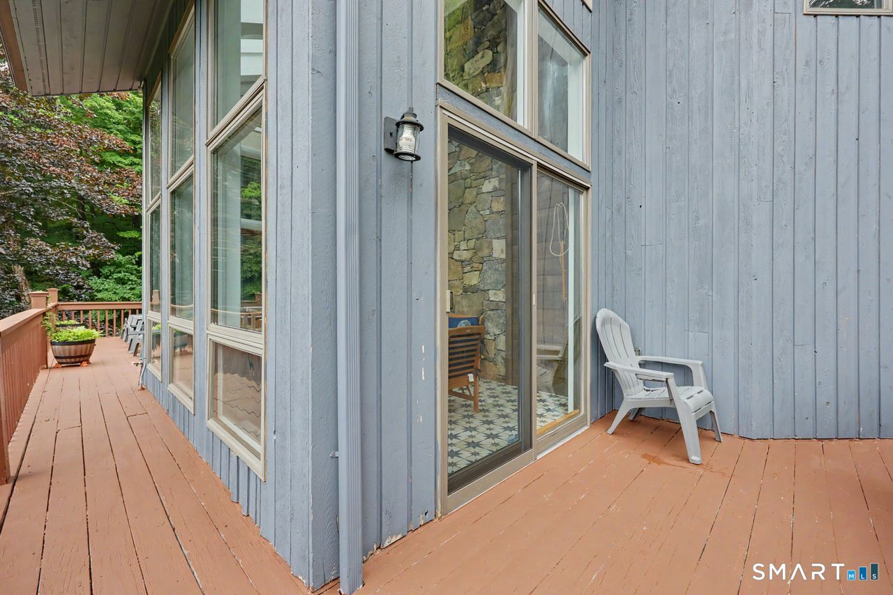 20 Mcnulty Drive New Milford CT 06776