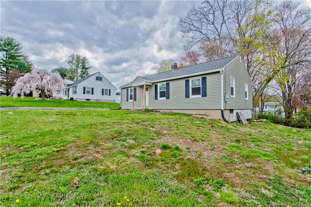 15 Claremont Avenue Enfield CT 06082