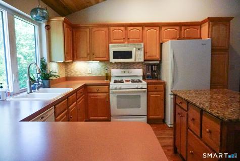 55 Moss Glen Middletown CT 06457