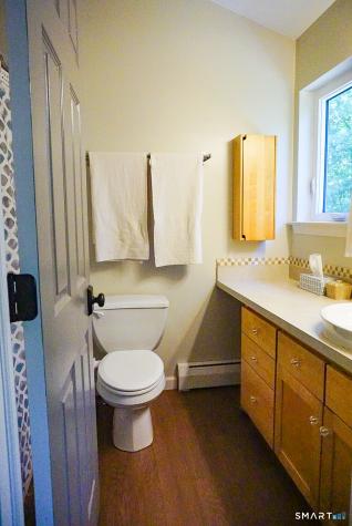 55 Moss Glen Middletown CT 06457