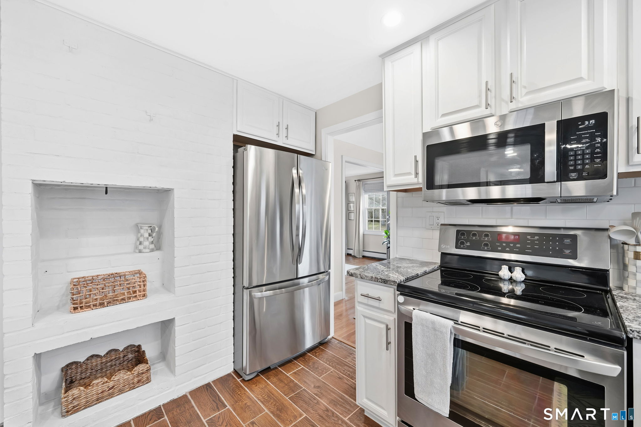 16 Cornfield Road Windsor CT 06095